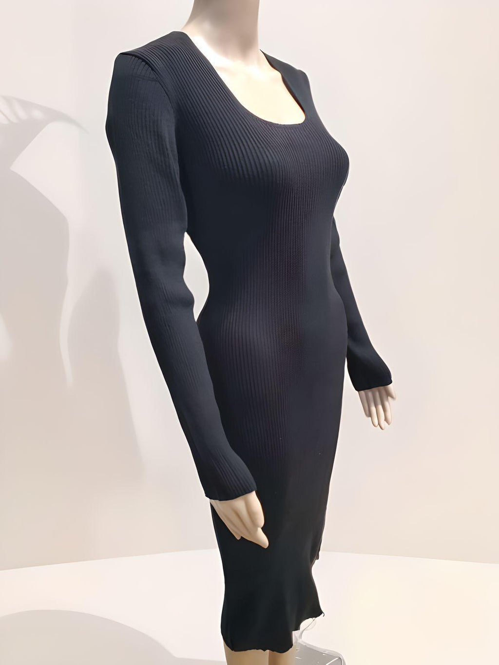 Long Sleeved Fitted Dress - NovaSmartLinks