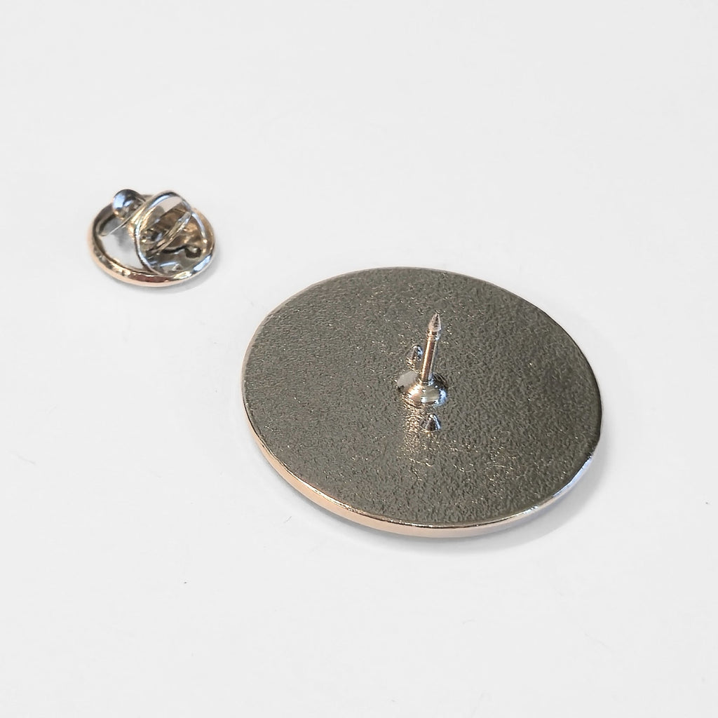 A Clear Conscience Is a Sure Sign of a Bad Memory | Collectible Pin - NovaSmartLinks