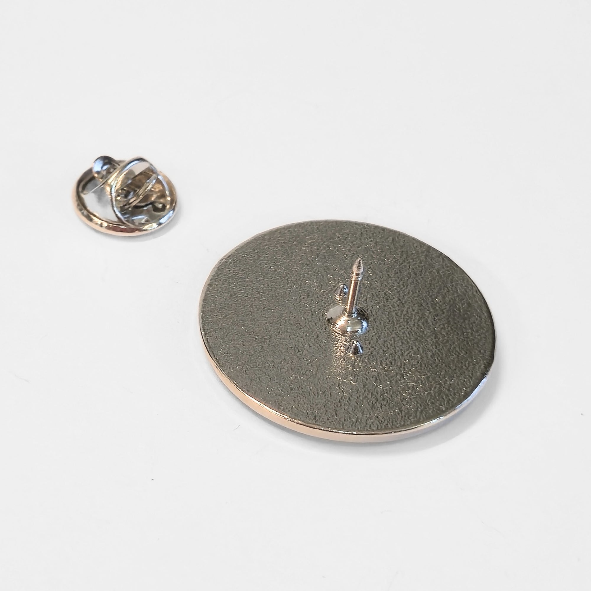 A Clear Conscience Is a Sure Sign of a Bad Memory | Collectible Pin - NovaSmartLinks