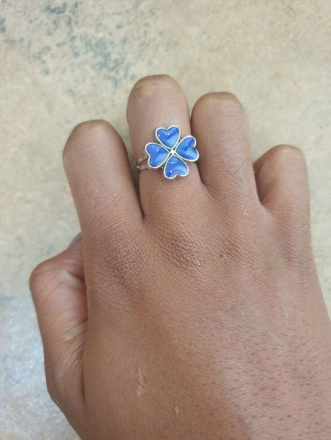 Shamrock Mood Ring - NovaSmartLinks