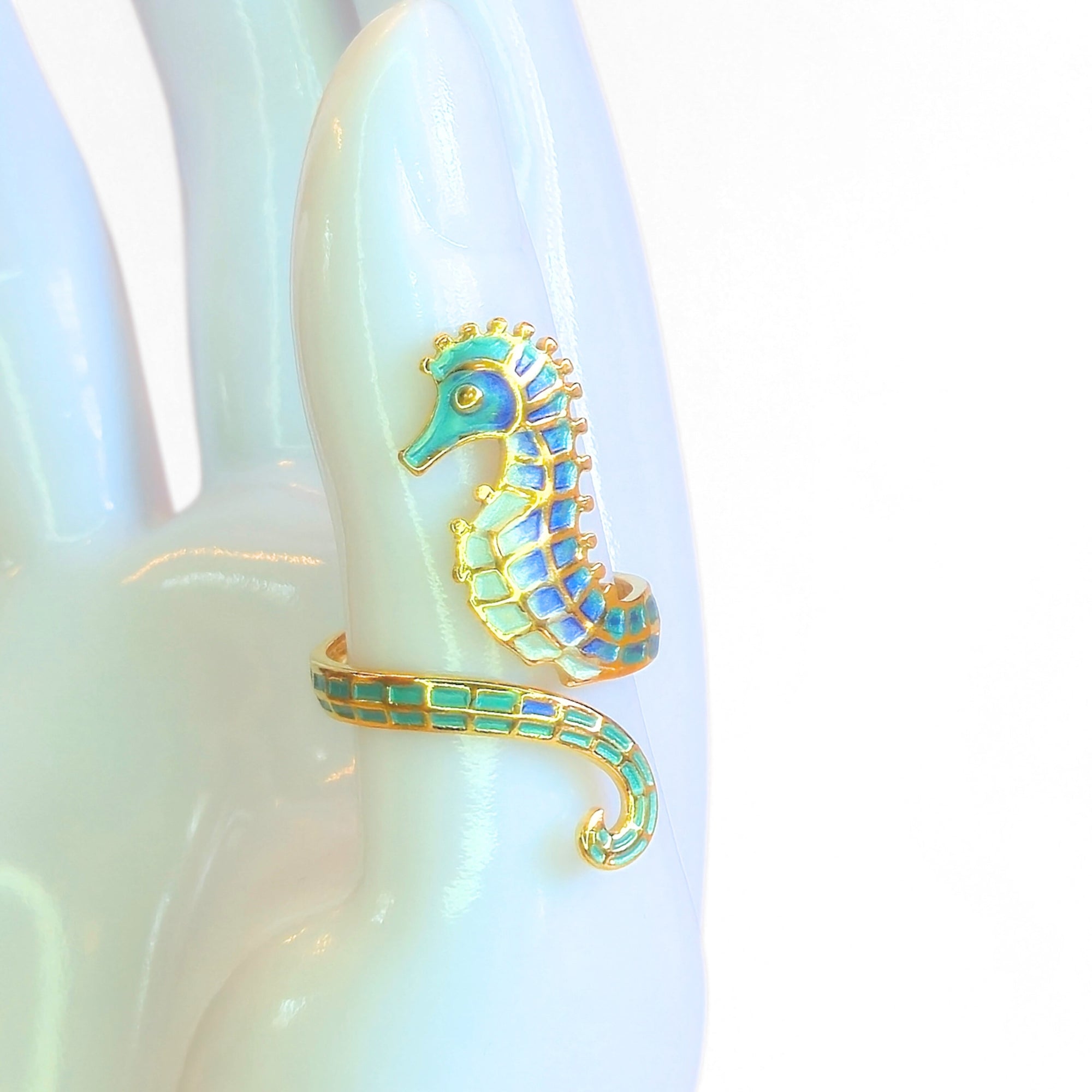 Seahorse Wrap Ring - NovaSmartLinks