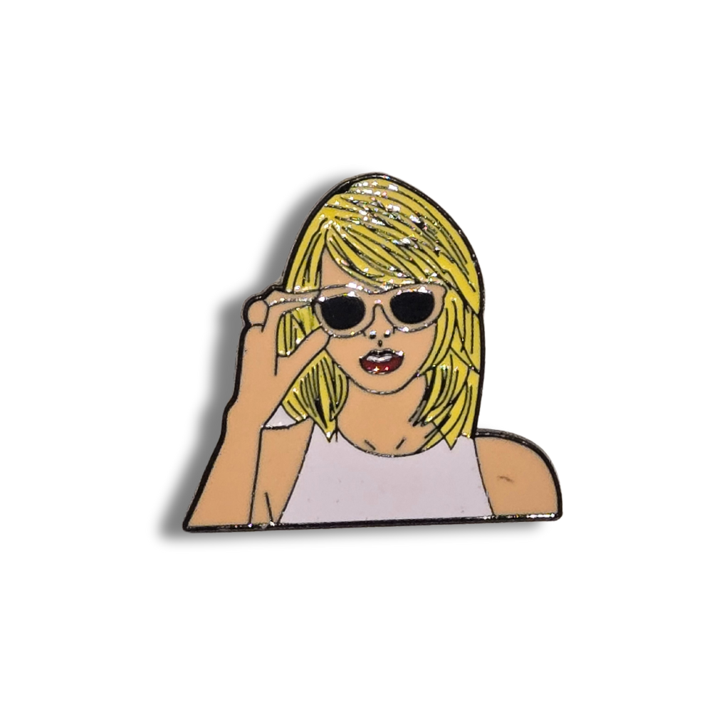 Taylor Swift | Collectible Pin - NovaSmartLinks
