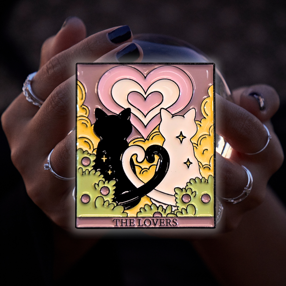 "The Lovers" Cat Tarot Card | Collectible Pin - NovaSmartLinks
