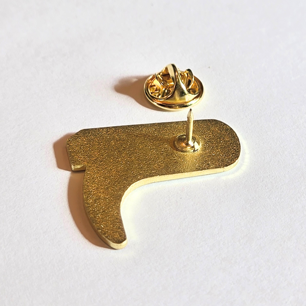 What Would Dolly Do? | Collectible Pin - NovaSmartLinks