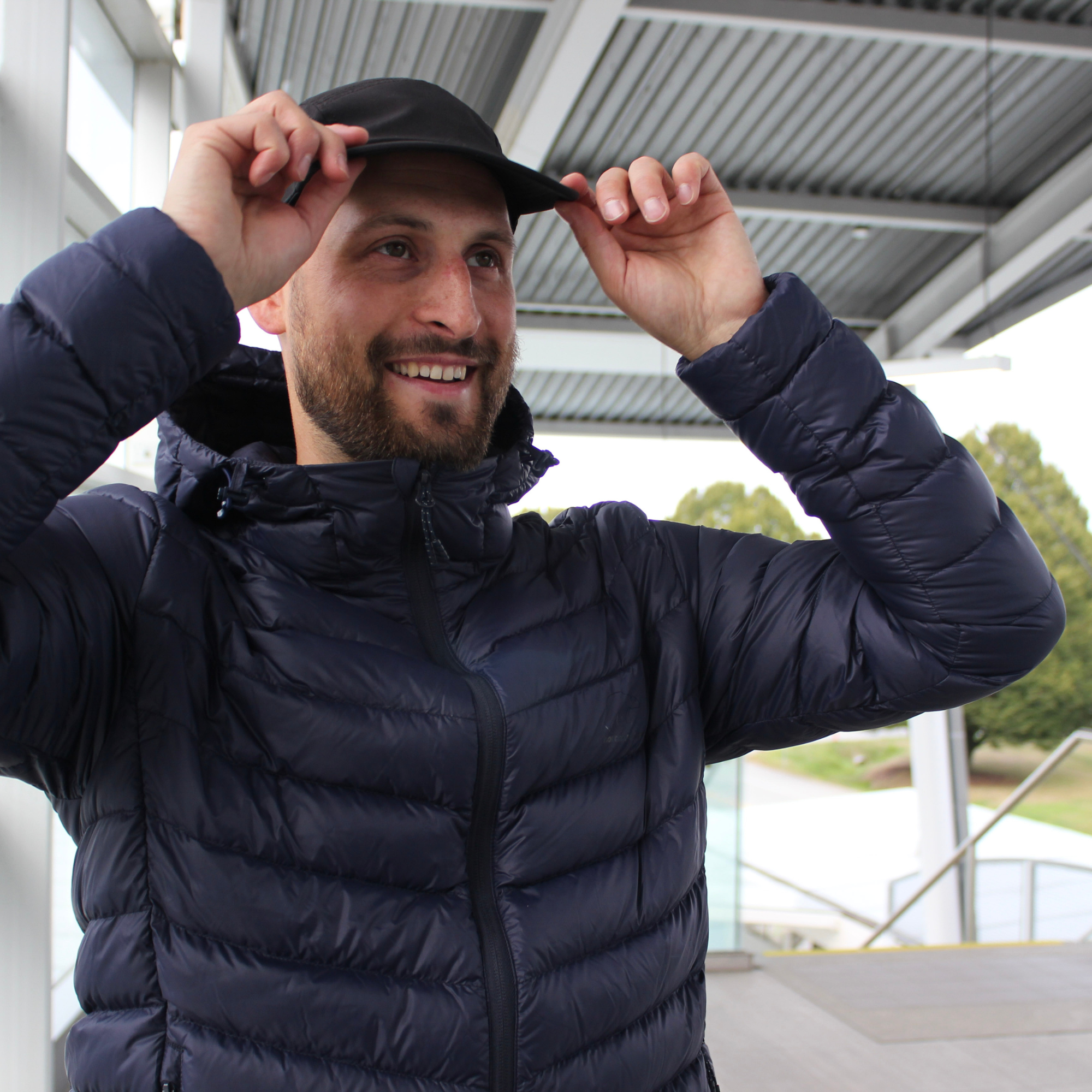 Packable Down Jacket - NovaSmartLinks